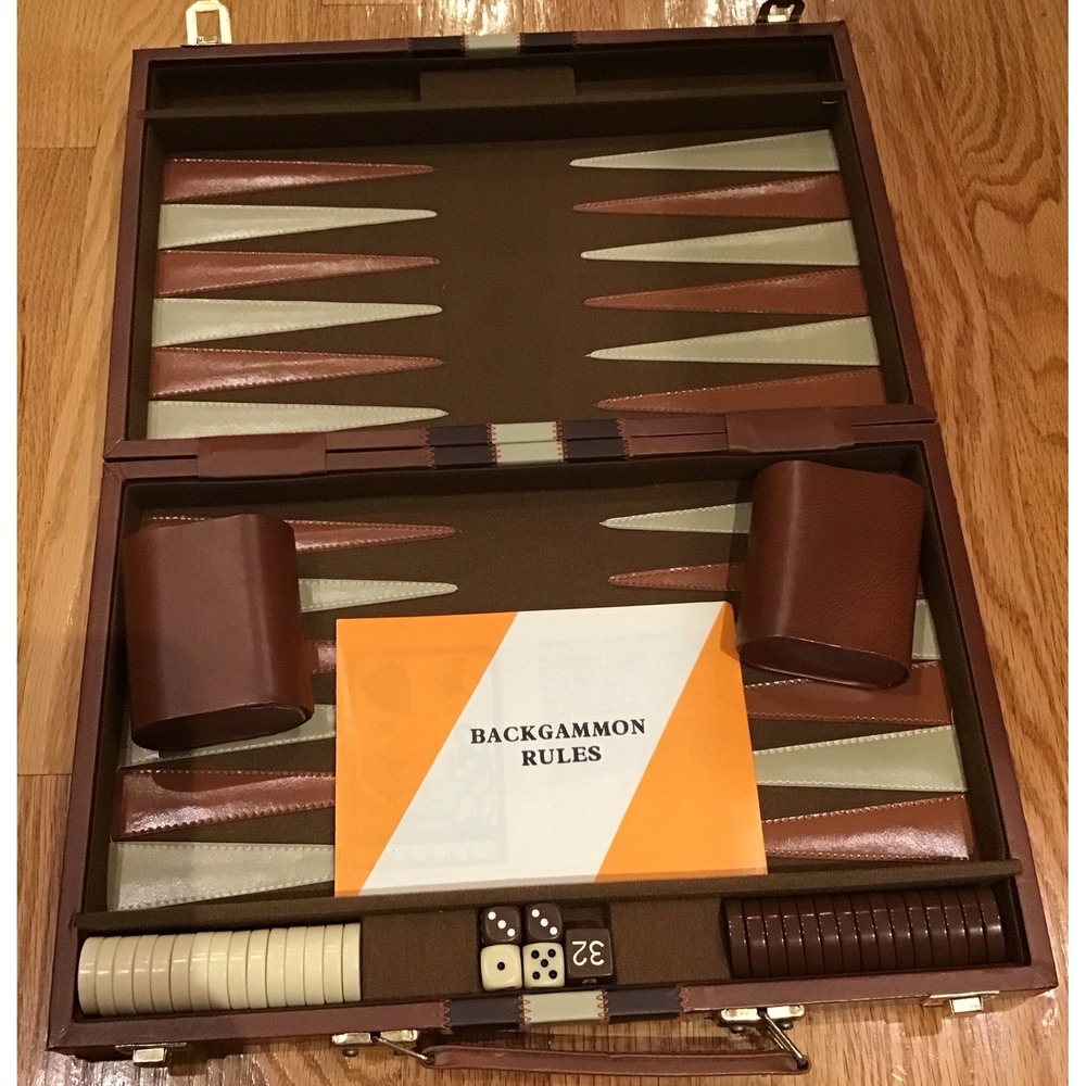 Classic Brown Backgammon Set - Picture 1 of 6